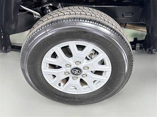Certified 2025 Toyota Tacoma SR image 28