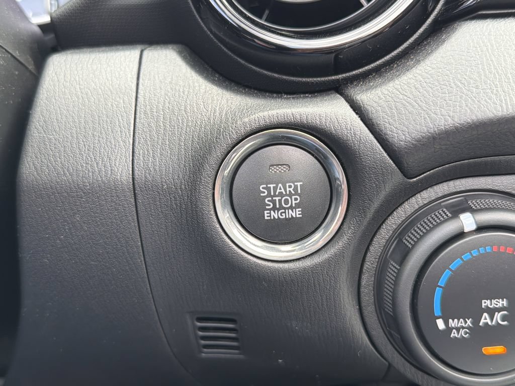 New 2026 MAZDA MX-5 Miata Club w/ Interior Package RWD image 18