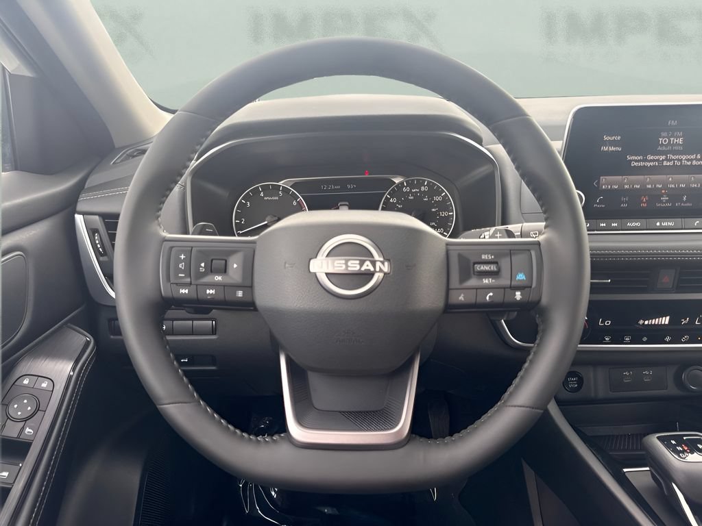 Used 2026 Nissan Rogue SV AWD/4WD image 12
