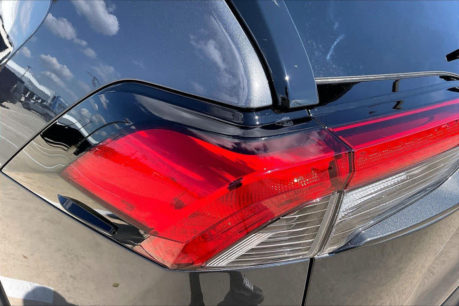 Used 2023 Toyota RAV4 XLE w/ Convenience Package AWD/4WD image 28