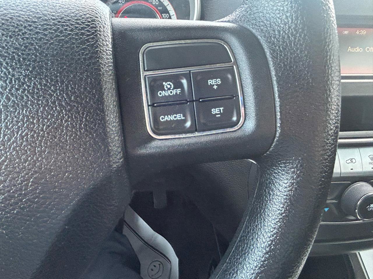 Used 2012 Dodge Journey SXT w/ Flexible Seating Group FWD image 20