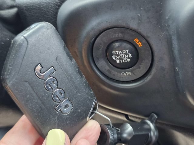 Used 2018 Jeep Wrangler Unlimited Sport AWD/4WD image 18