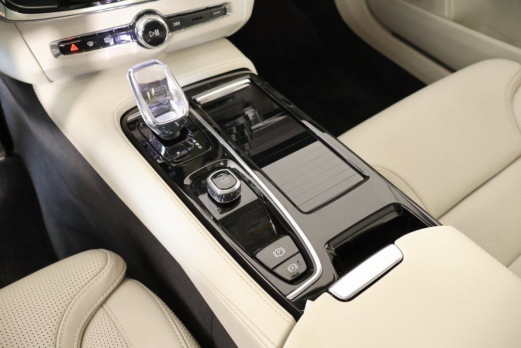 Used 2024 Volvo S90 T8 Ultimate w/ Lounge Package image 8