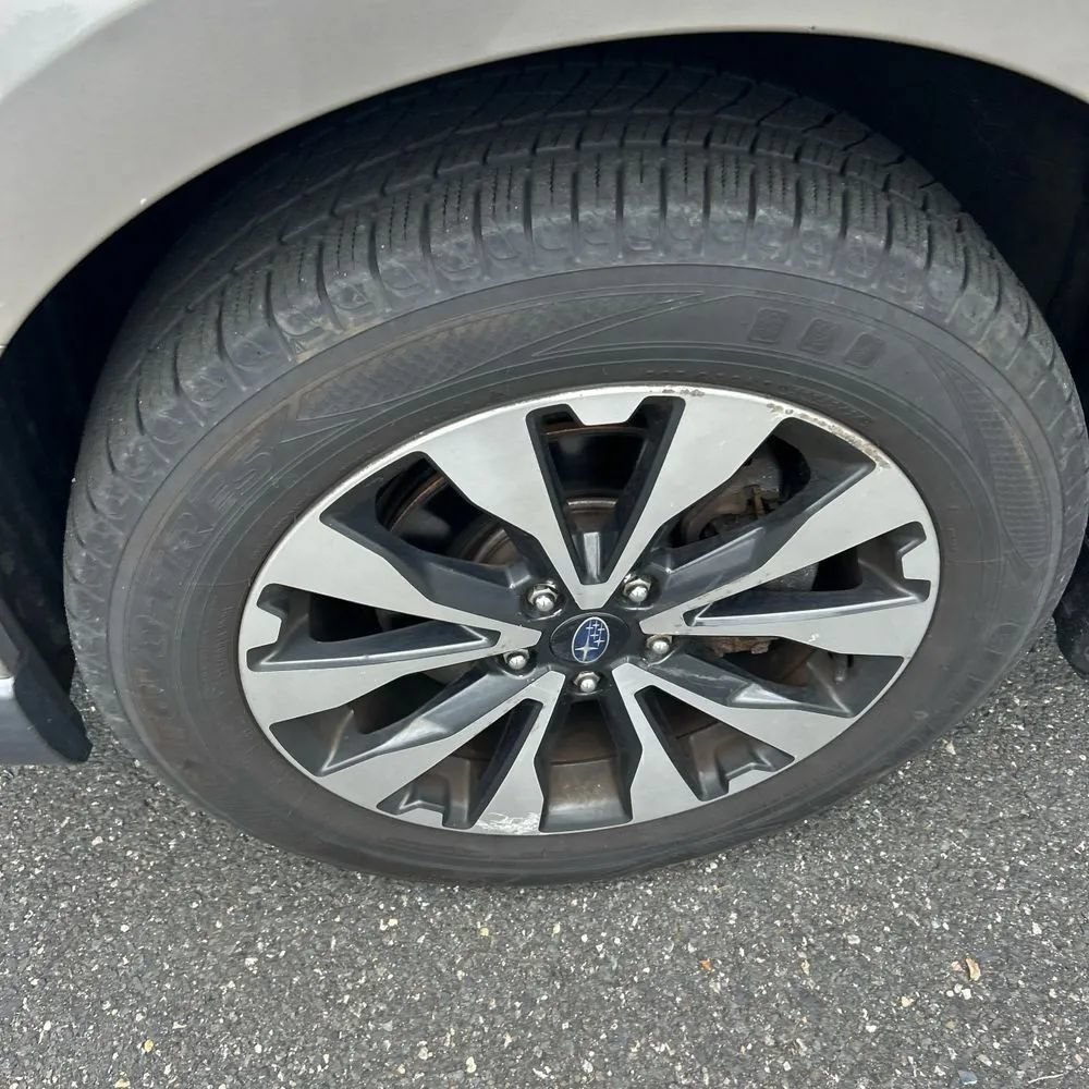 Used 2017 Subaru Outback 2.5i Limited AWD/4WD image 17