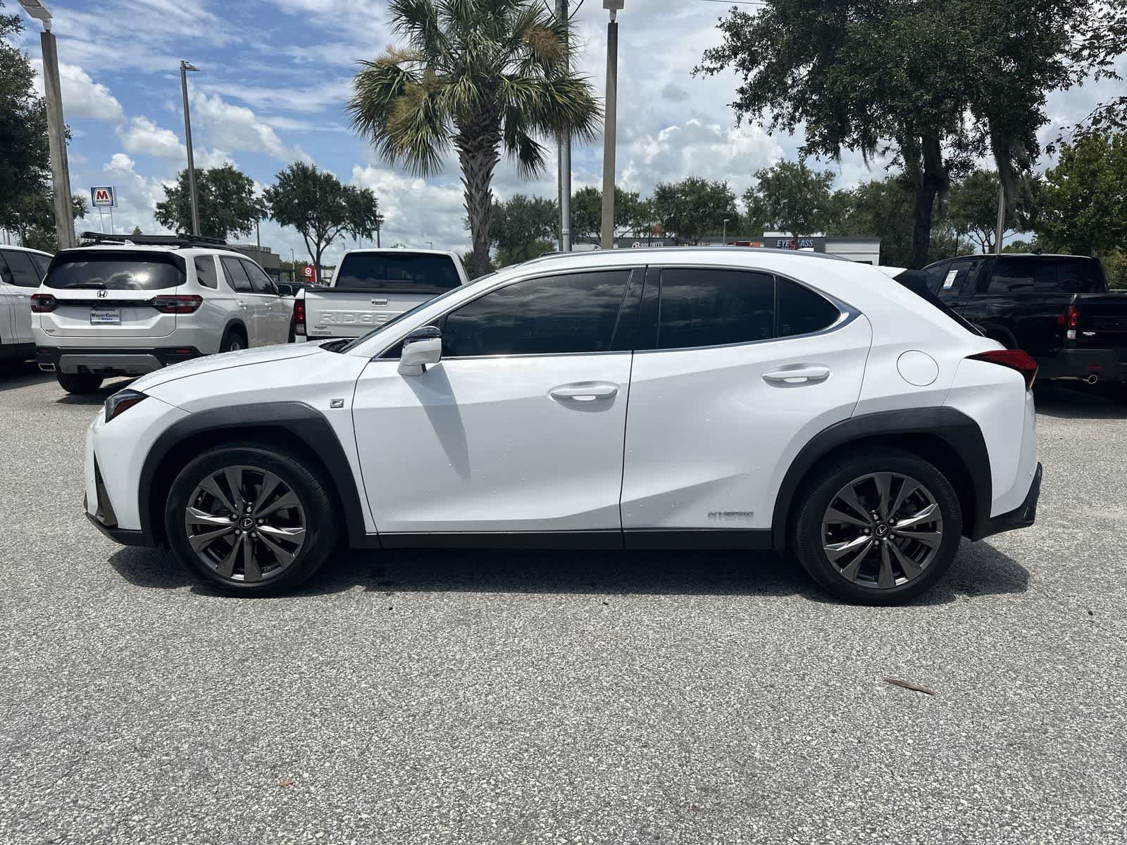 Used 2019 Lexus UX 250h F Sport w/ F Sport Premium Package AWD/4WD image 3