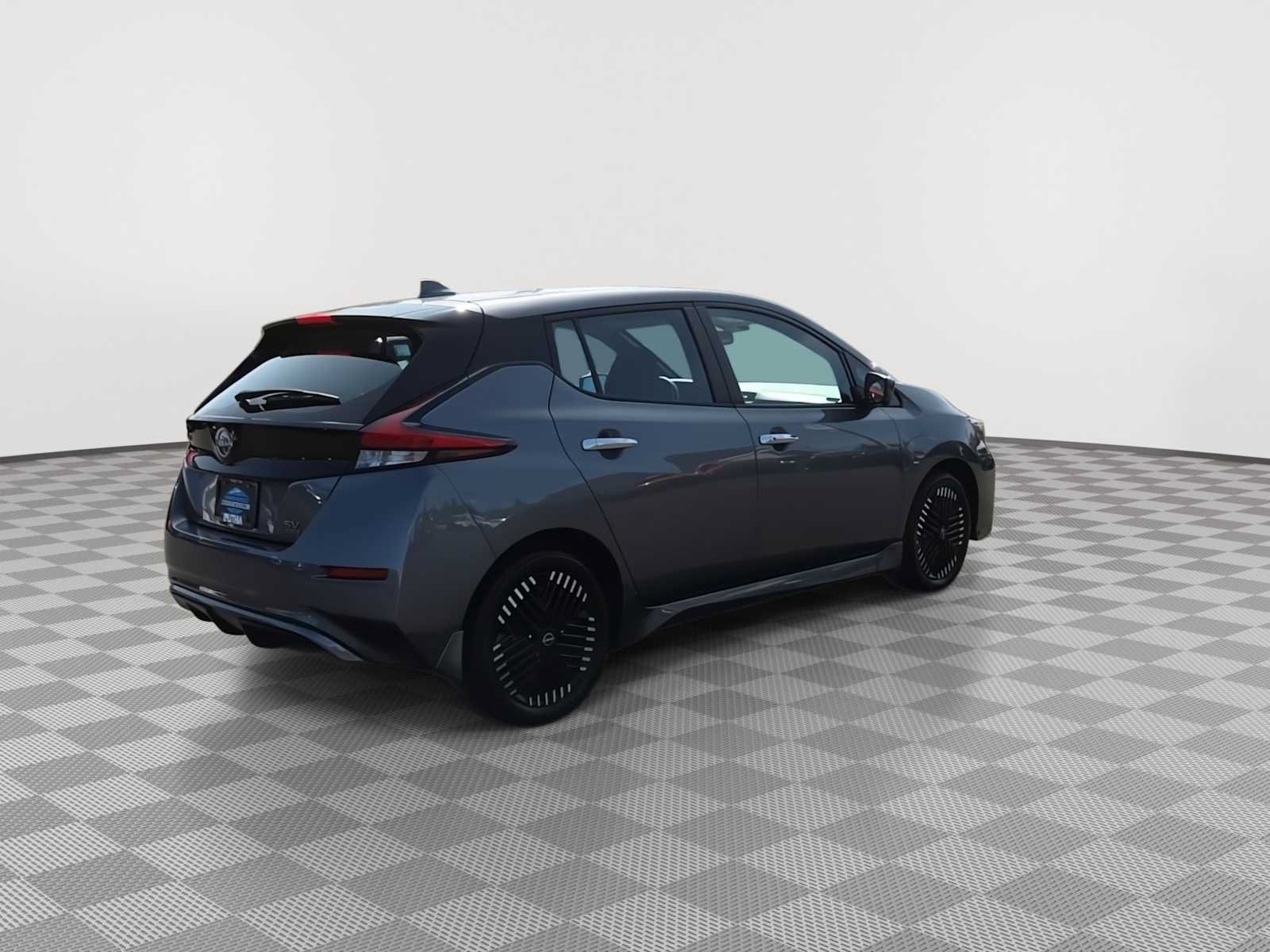 Used 2024 Nissan Leaf SV Plus FWD image 8