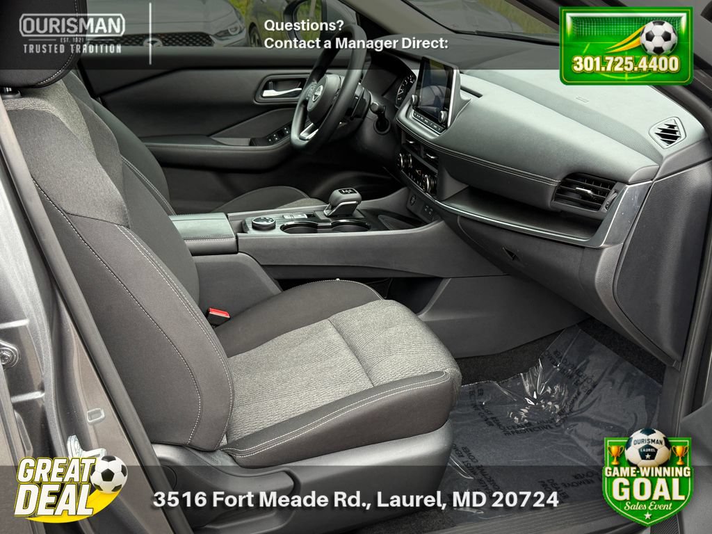 Used 2024 Nissan Rogue SV AWD/4WD image 8