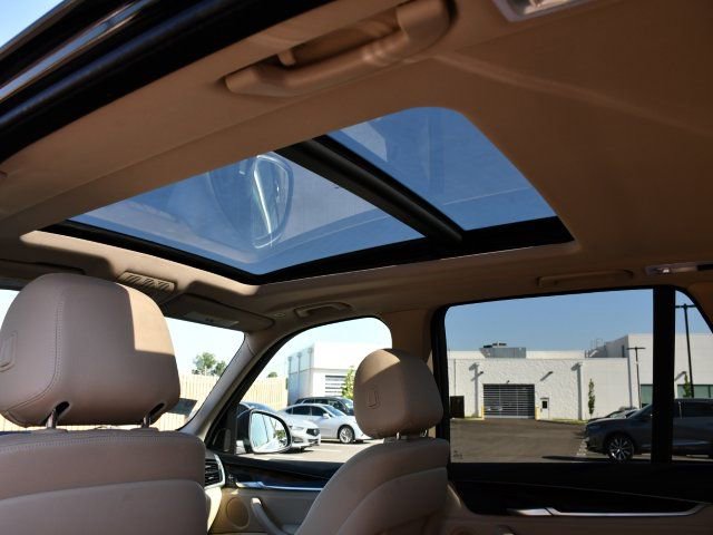 Used 2015 BMW X5 xDrive35i AWD/4WD image 28