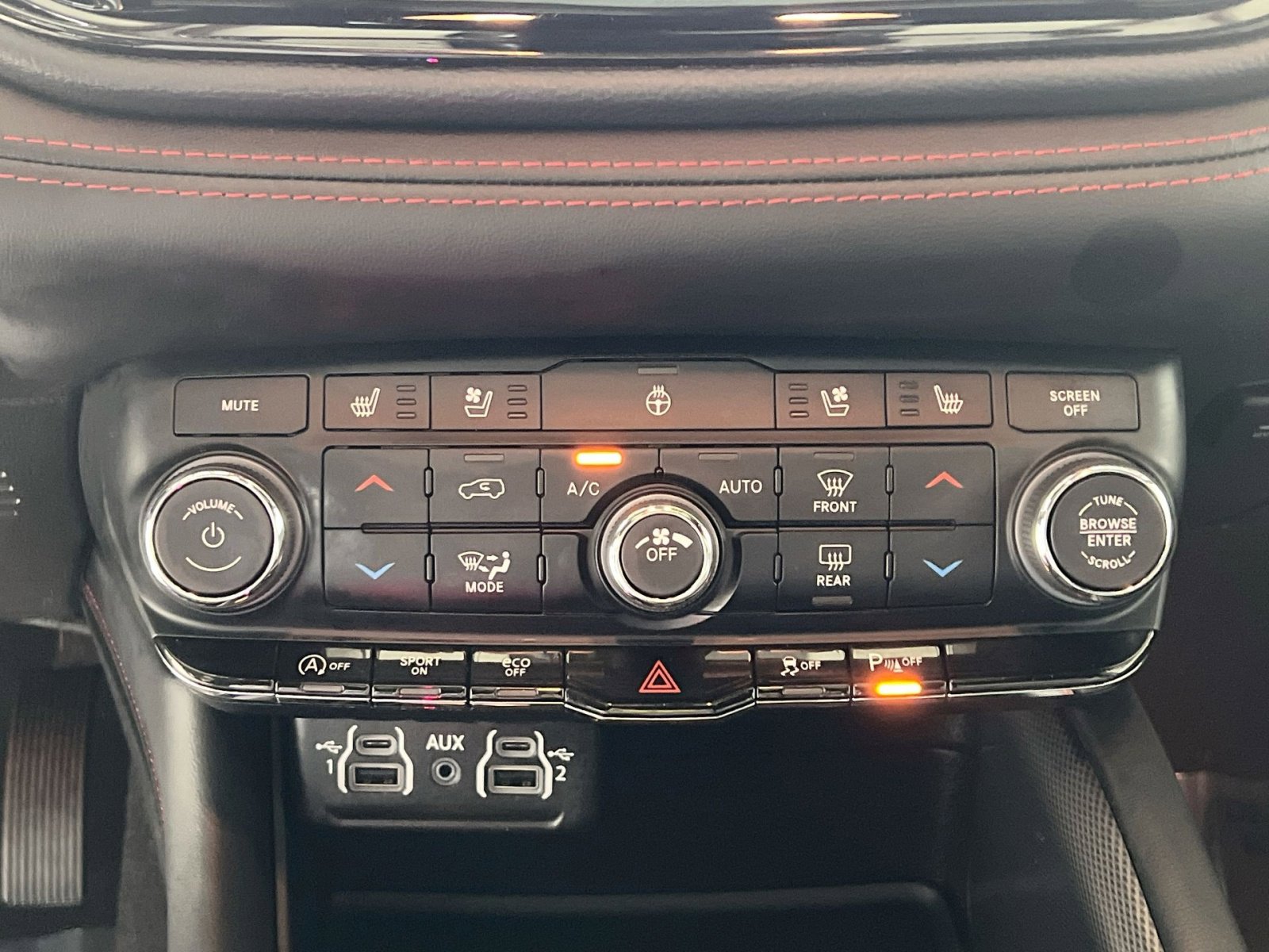 Used 2024 Dodge Durango GT image 20