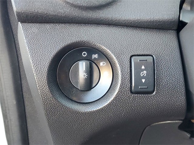 Used 2017 Ford Fiesta SE image 14