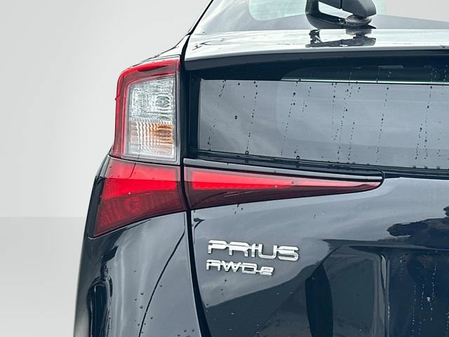 Used 2022 Toyota Prius XLE w/ Advanced Technology Package image 28