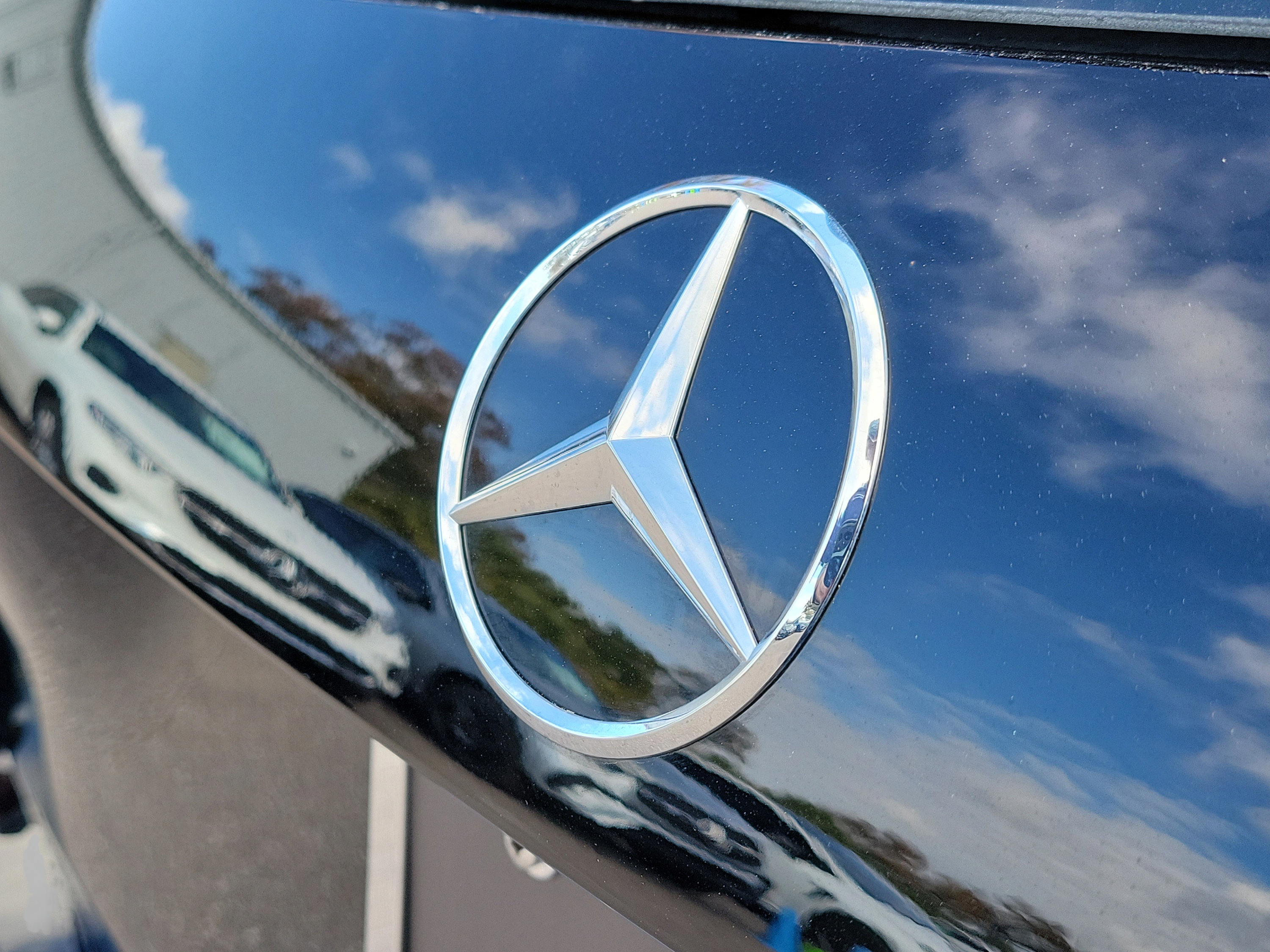 Certified 2026 Mercedes-Benz GLA 35 AMG 4MATIC image 32