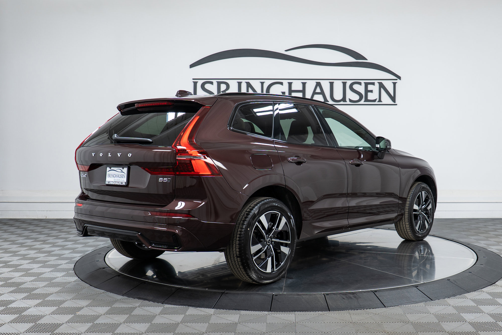 New 2026 Volvo XC60 B5 Core w/ Climate Package image 5