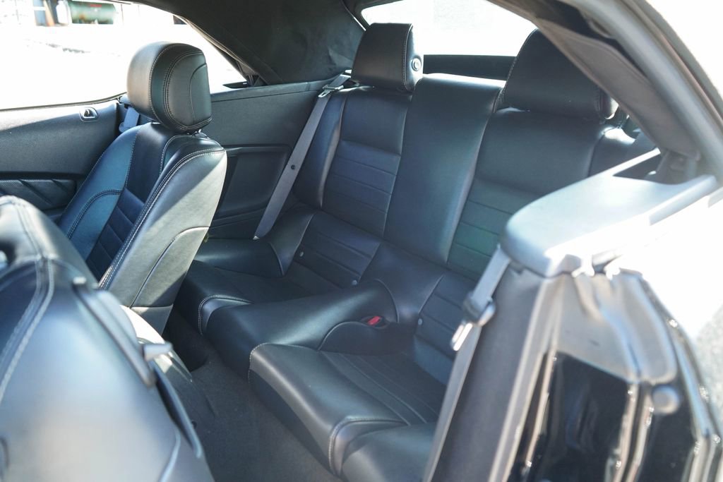 Used 2013 Ford Mustang GT Premium w/ Security Pkg image 9