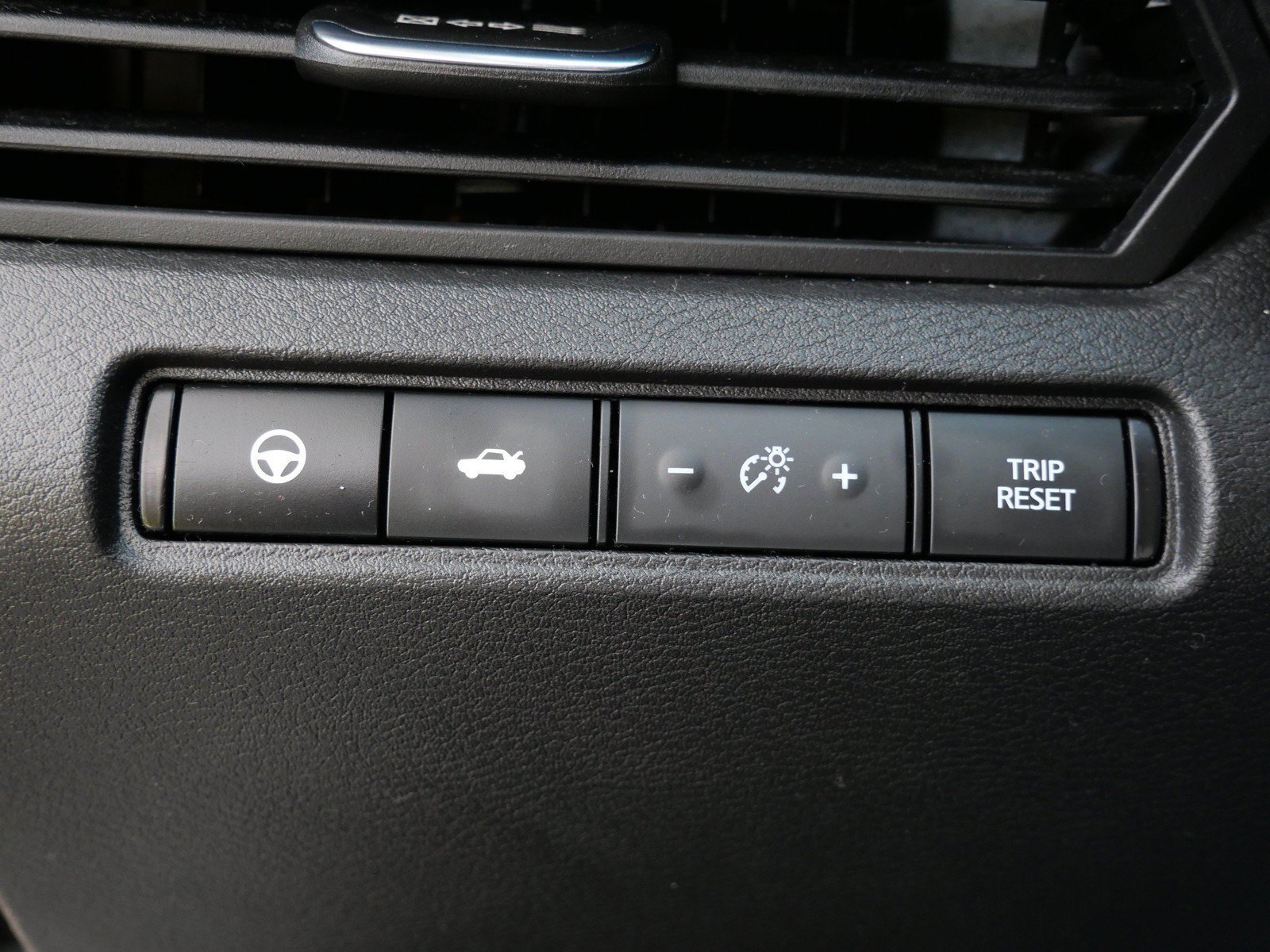 Certified 2023 Nissan Altima 2.5 SV w/ SV Premium Package AWD/4WD image 24