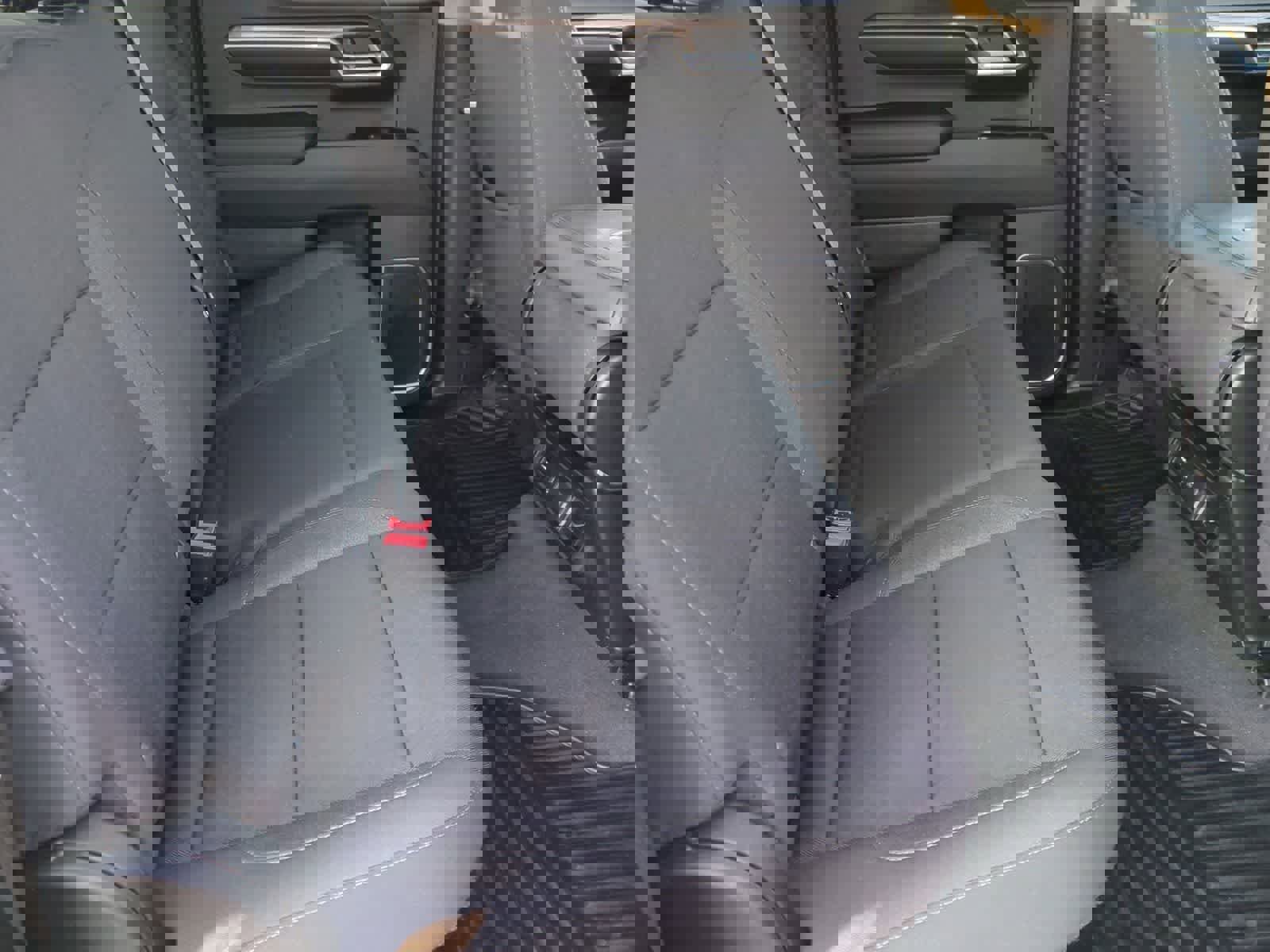 Used 2022 Chevrolet Silverado 1500 LT image 20