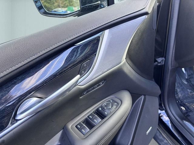 Used 2023 Cadillac XT5 Premium Luxury w/ Technology Package image 14