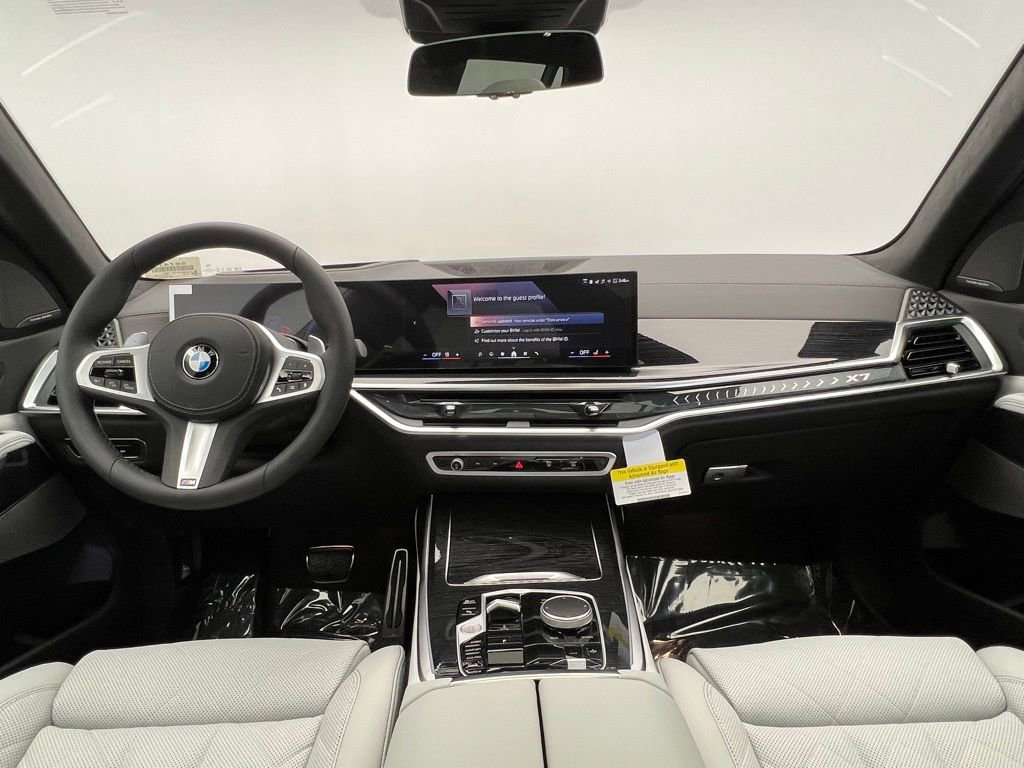 New 2026 BMW X7 xDrive40i w/ M Sport Package image 11