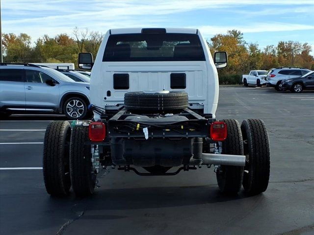 New 2026 RAM 5500 Tradesman image 19