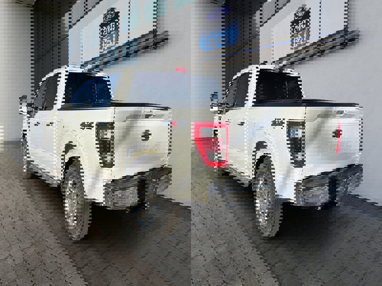 Certified 2022 Ford F150 Lariat w/ Equipment Group 502A High image 2