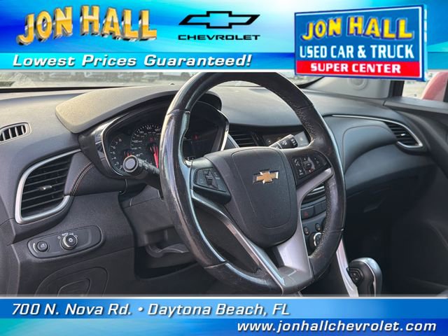 Used 2019 Chevrolet Trax LT w/ LT Convenience Package image 21