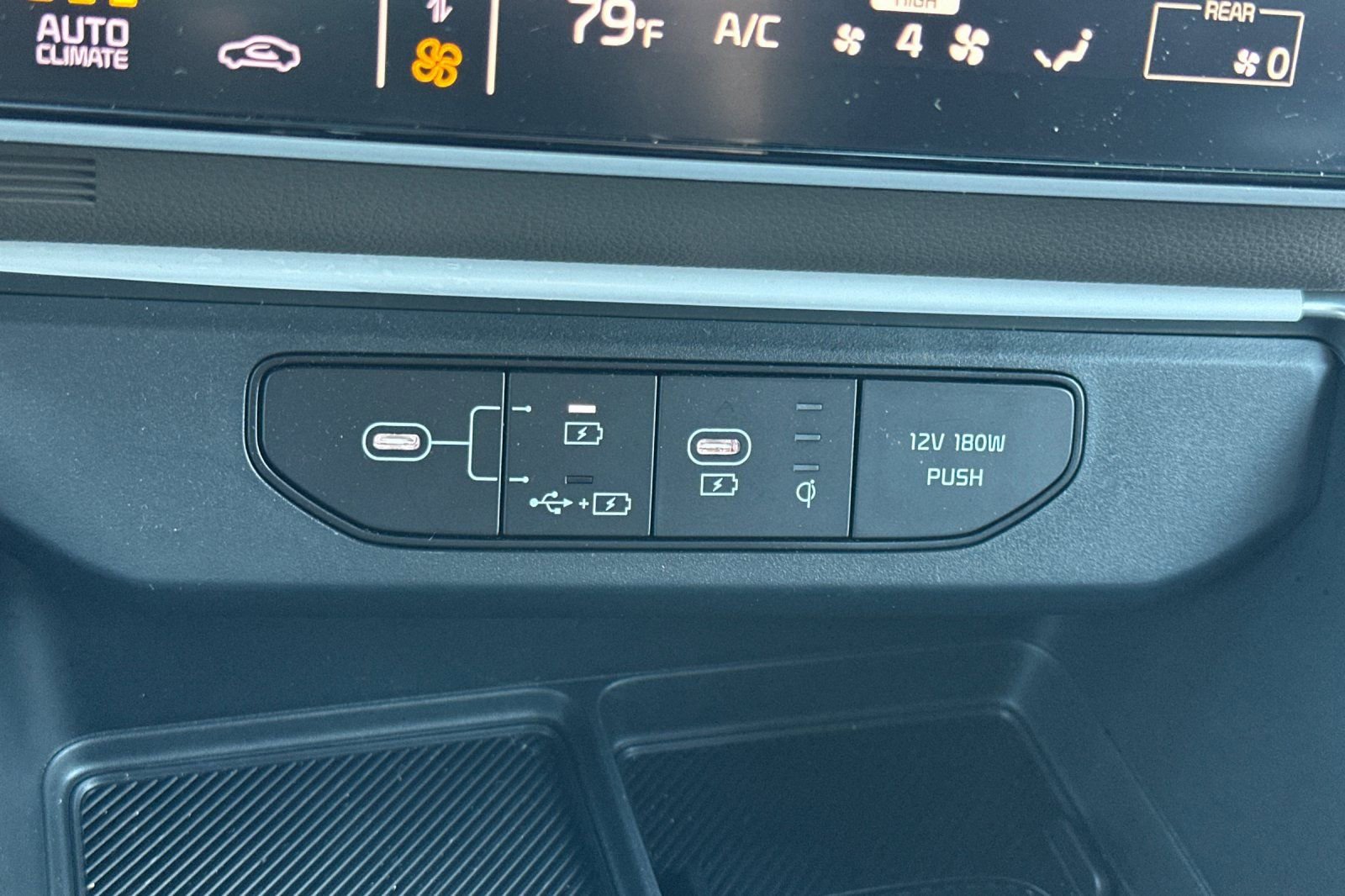 Certified 2026 Kia Carnival EX image 32