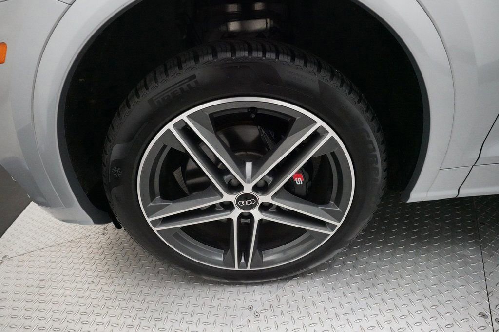 Used 2020 Audi SQ5 Premium Plus w/ Premium Plus Package image 8