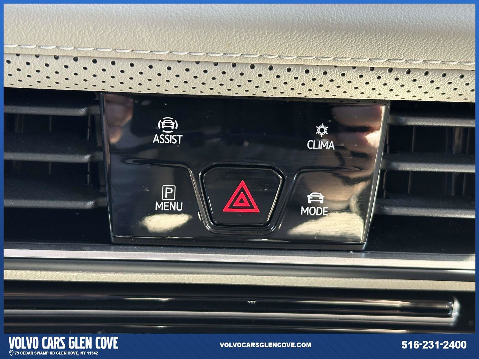Used 2024 Volkswagen Atlas SEL Premium R-Line AWD/4WD image 29