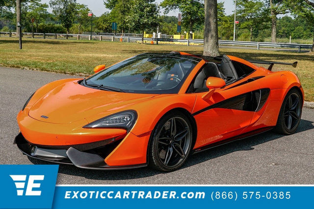 Used 2019 McLaren 570S Spider image 1