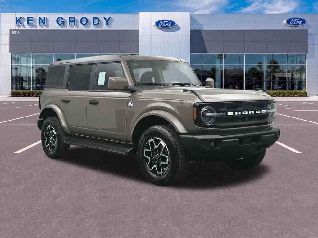 New 2026 Ford Bronco Outer Banks