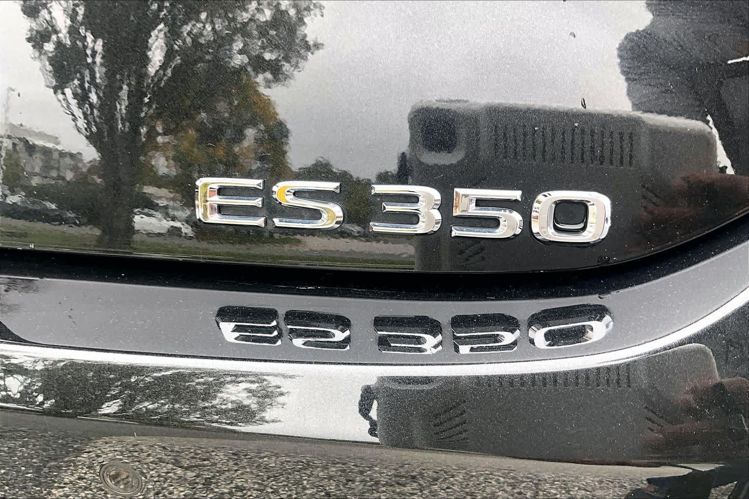 Used 2023 Lexus ES 350 w/ Premium Package FWD image 10