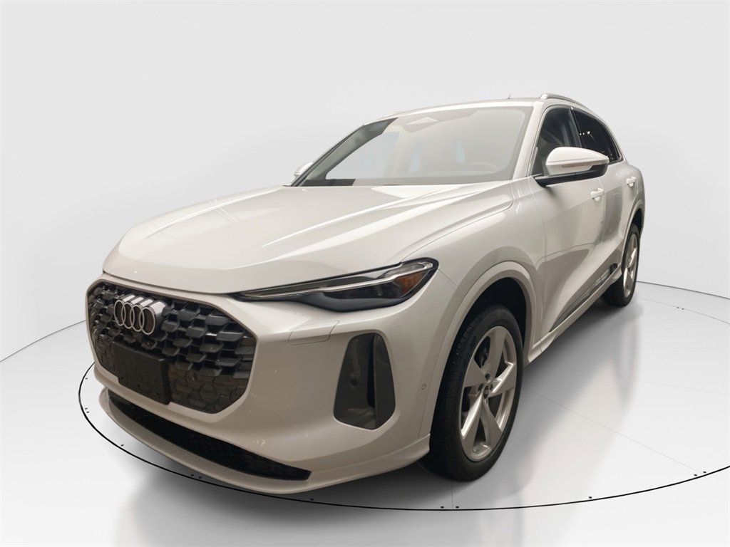 New 2025 Audi Q5 Premium Plus