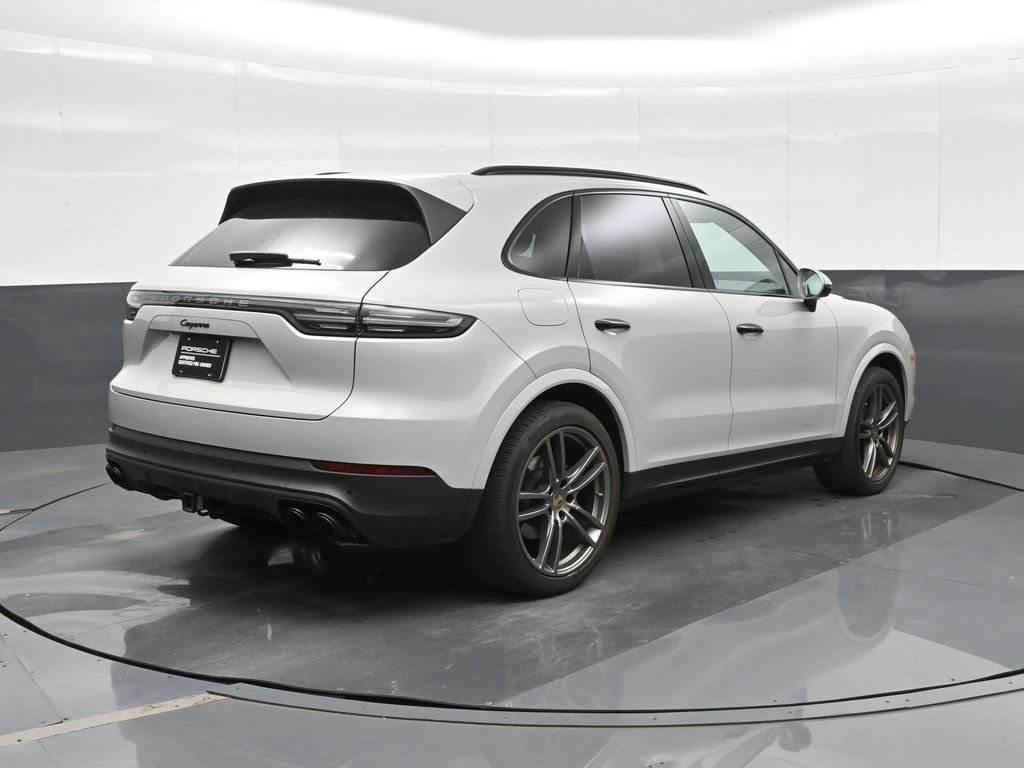 Certified 2023 Porsche Cayenne Platinum Edition AWD/4WD image 7