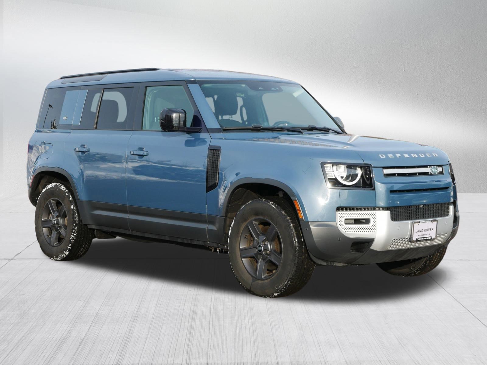 Used 2022 Land Rover Defender 110 image 3