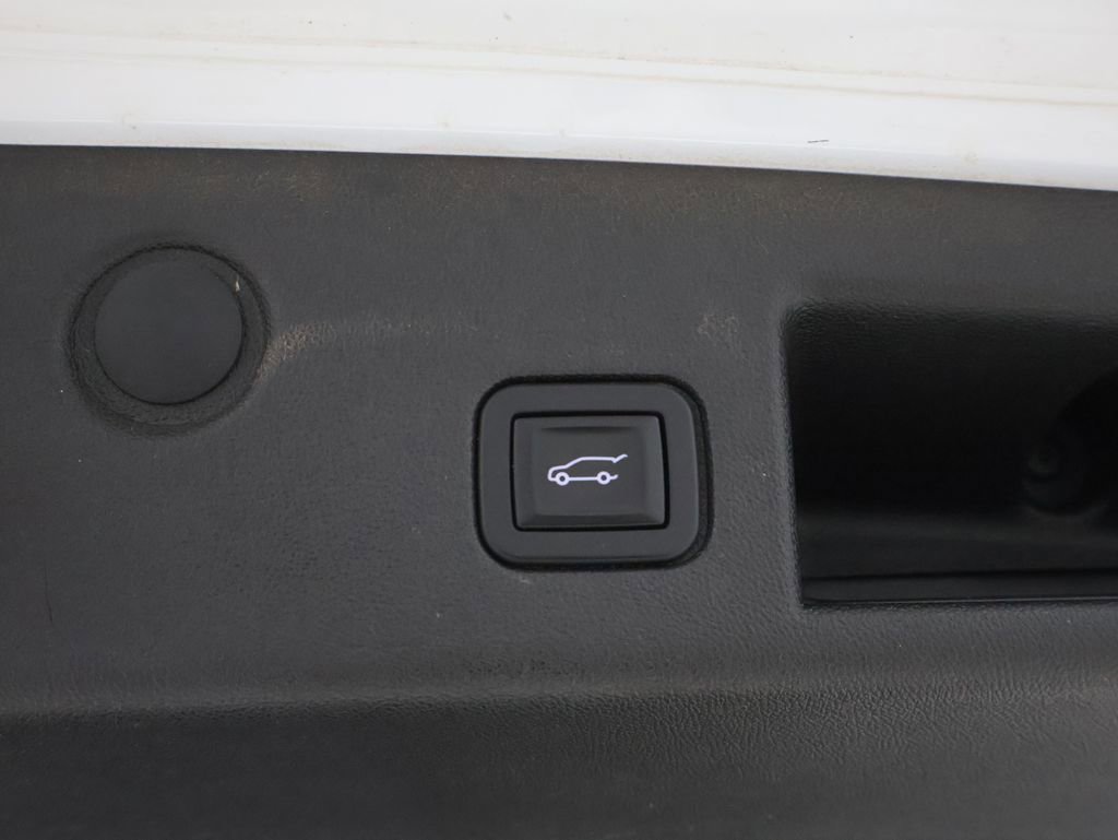 Used 2019 Chevrolet Equinox Premier image 21