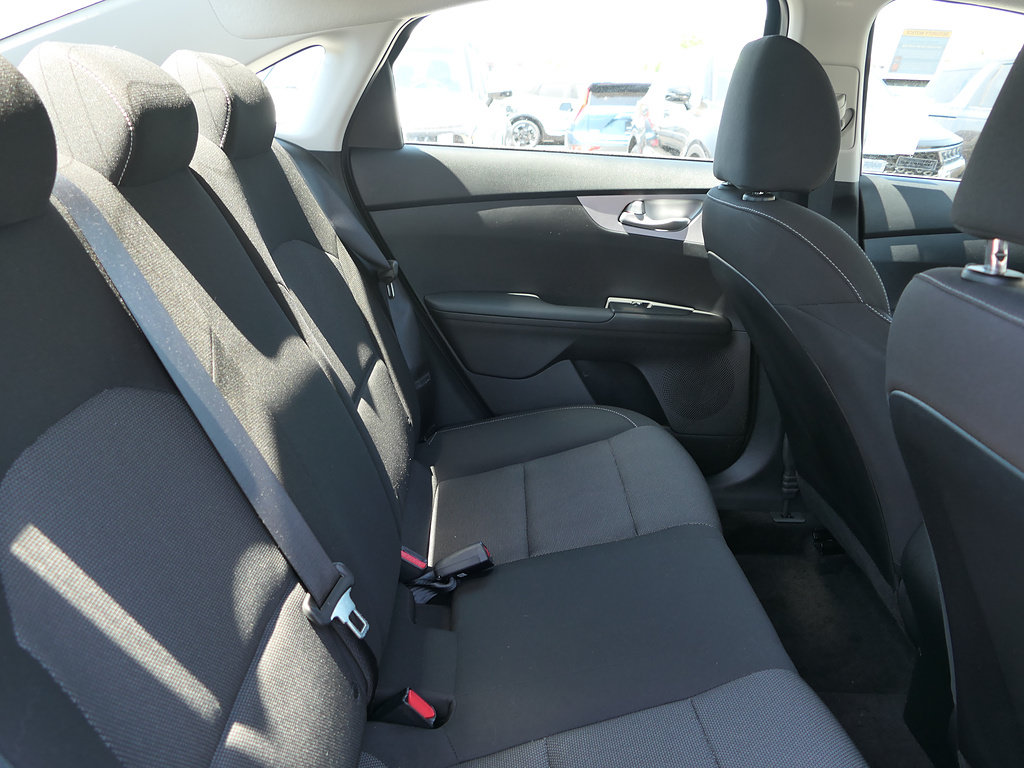 Used 2024 Kia Forte LXS w/ LXS Technology Package FWD image 23