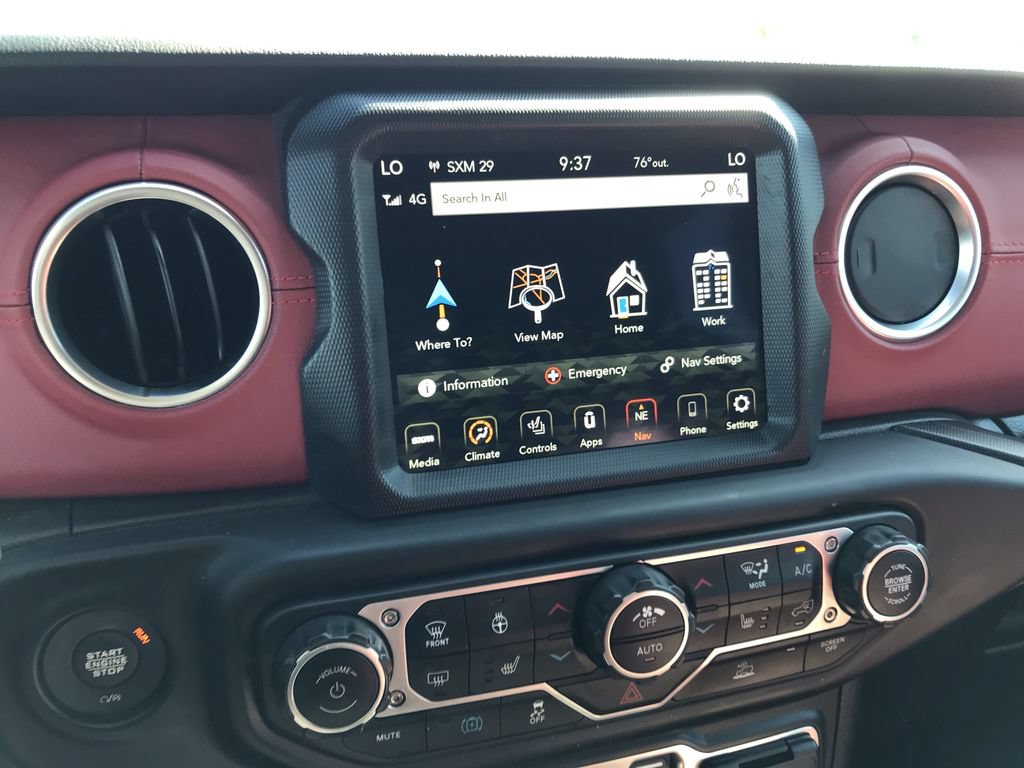 Used 2023 Jeep Wrangler Unlimited Rubicon 4xe AWD/4WD image 24
