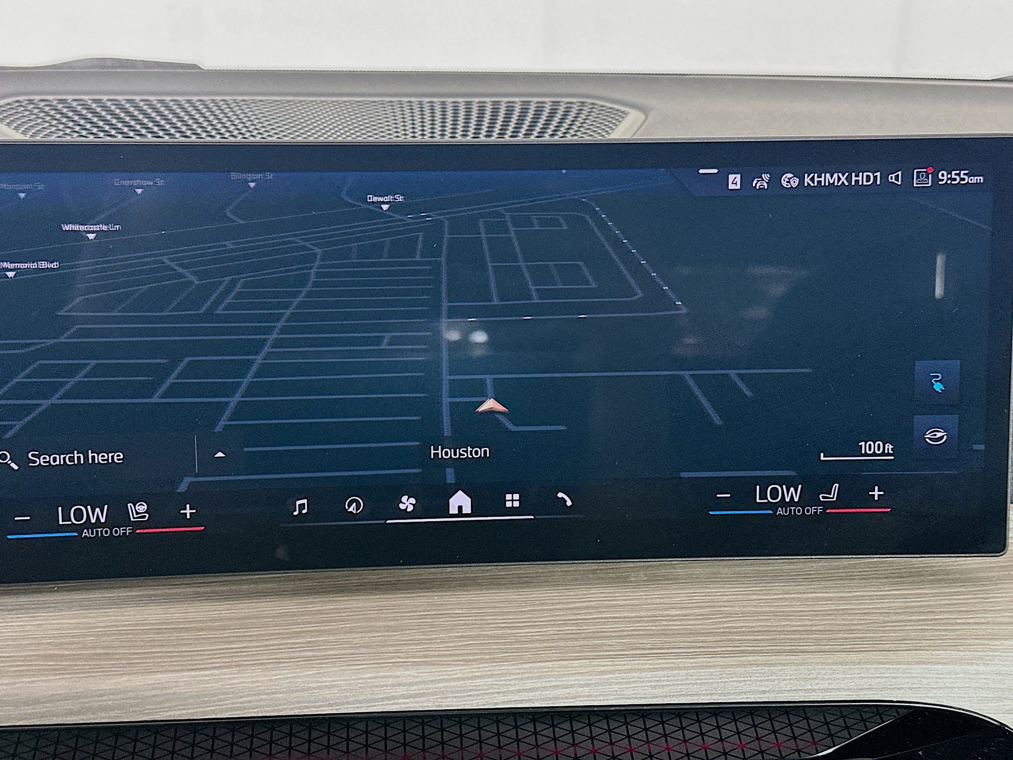 Used 2025 BMW i4 eDrive40 image 22