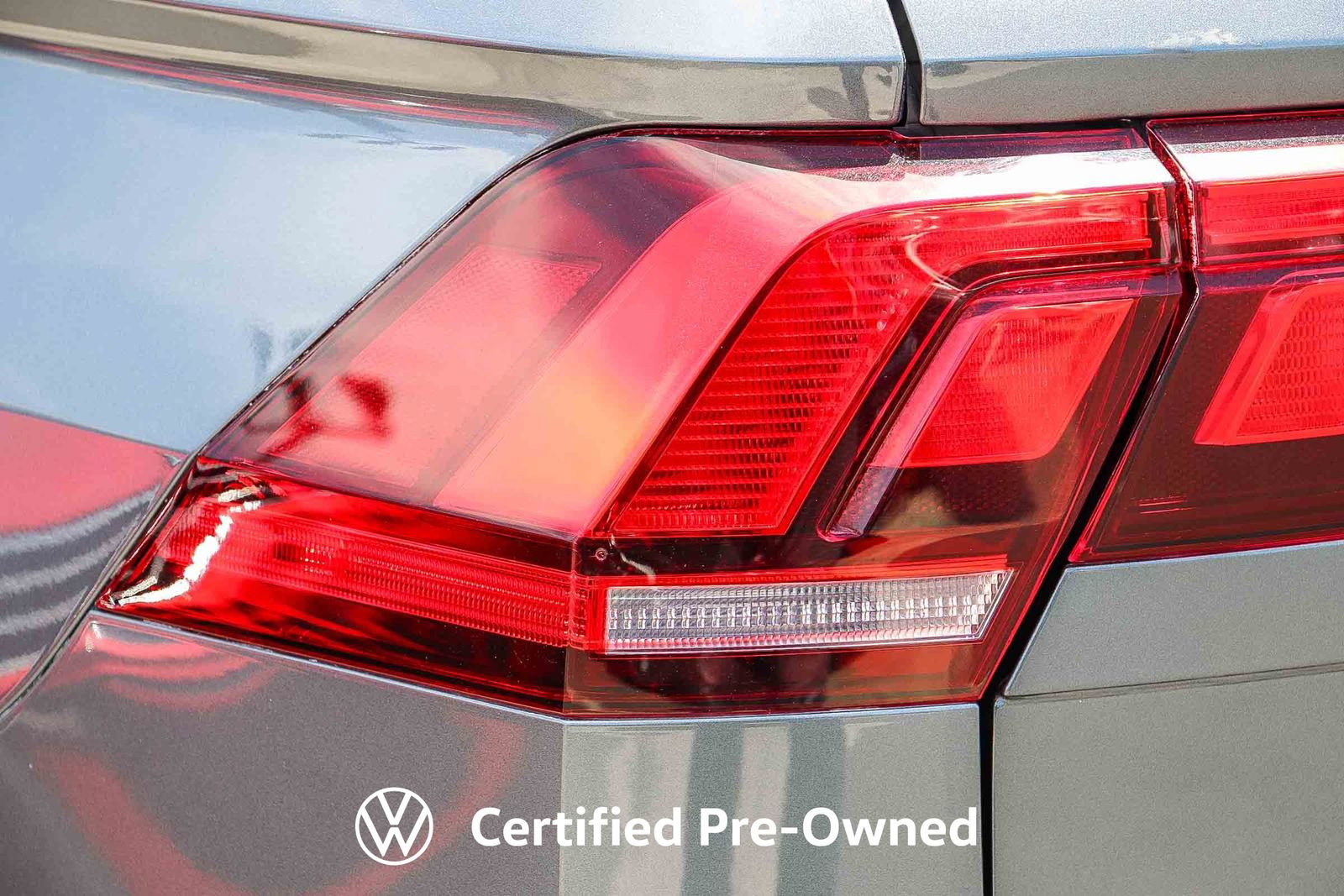 Used 2024 Volkswagen Tiguan S FWD image 10