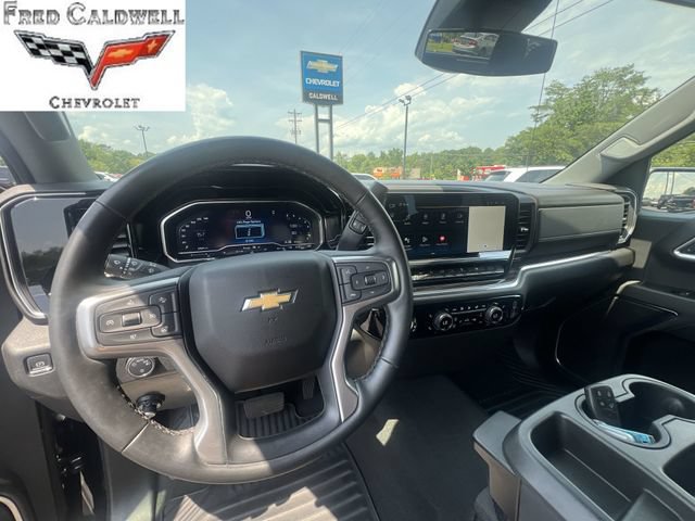 Used 2023 Chevrolet Silverado 1500 LT AWD/4WD image 16
