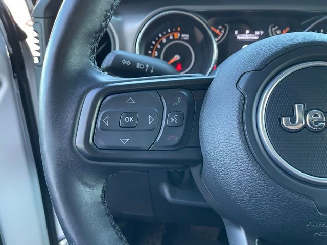 Used 2022 Jeep Wrangler Sport AWD/4WD image 15