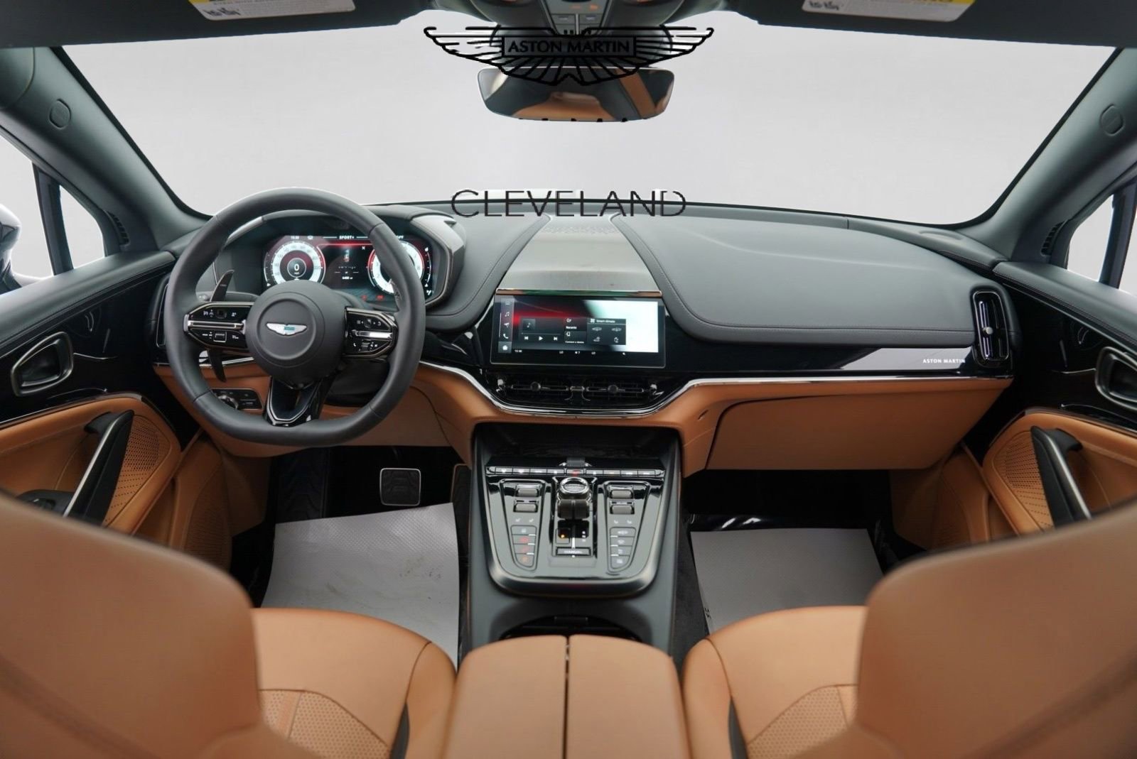Used 2025 Aston Martin DBX 707 AWD/4WD image 43