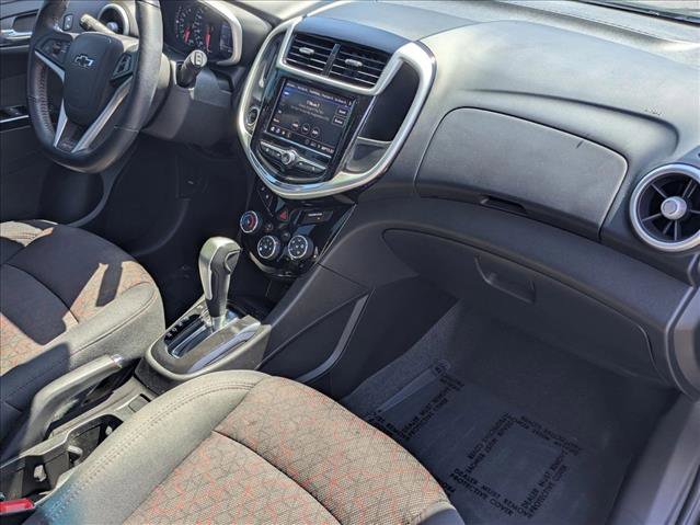 Used 2020 Chevrolet Sonic LT w/ Convenience Package FWD image 20
