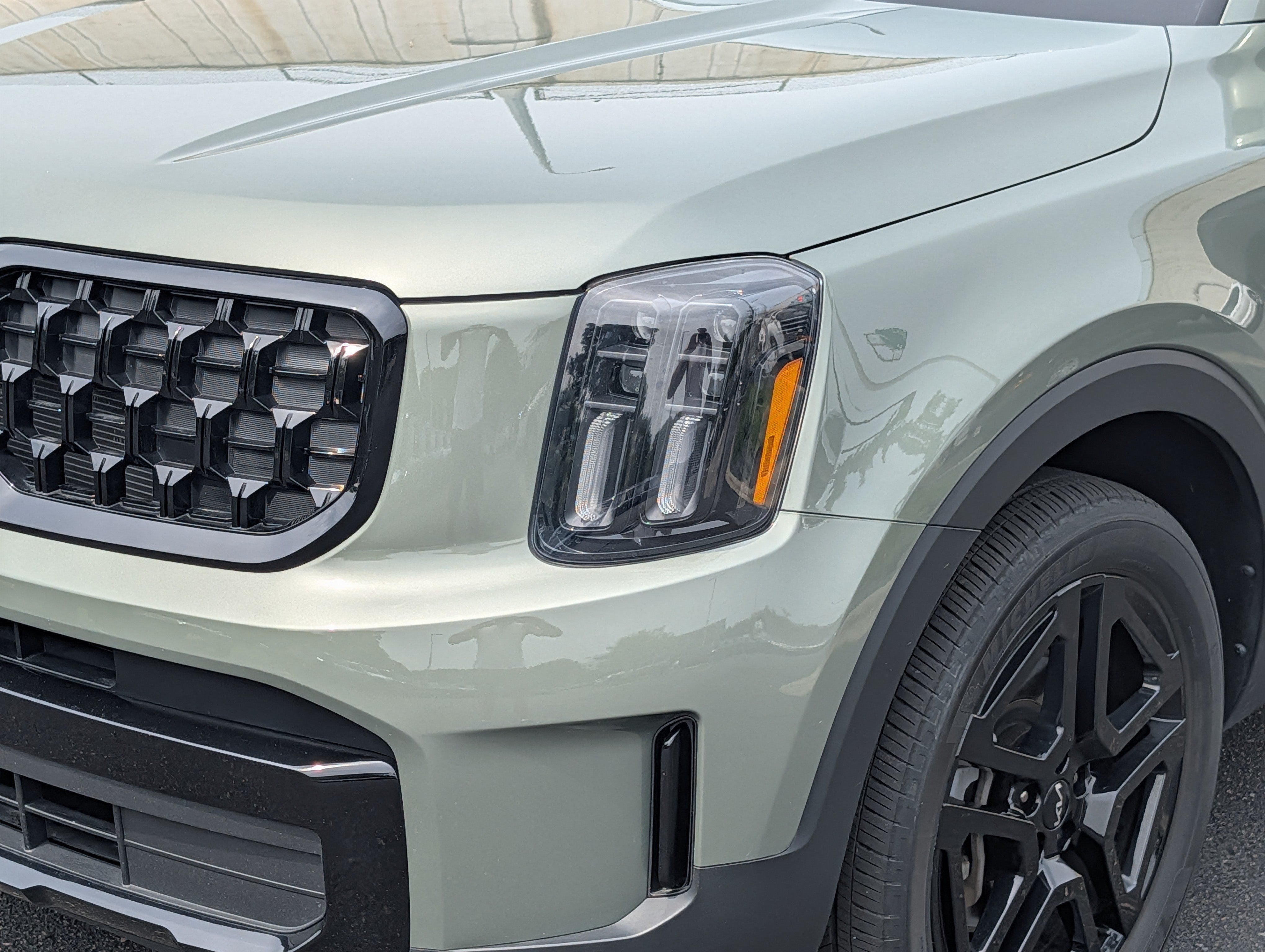 Used 2024 Kia Telluride EX X-Line AWD/4WD image 16