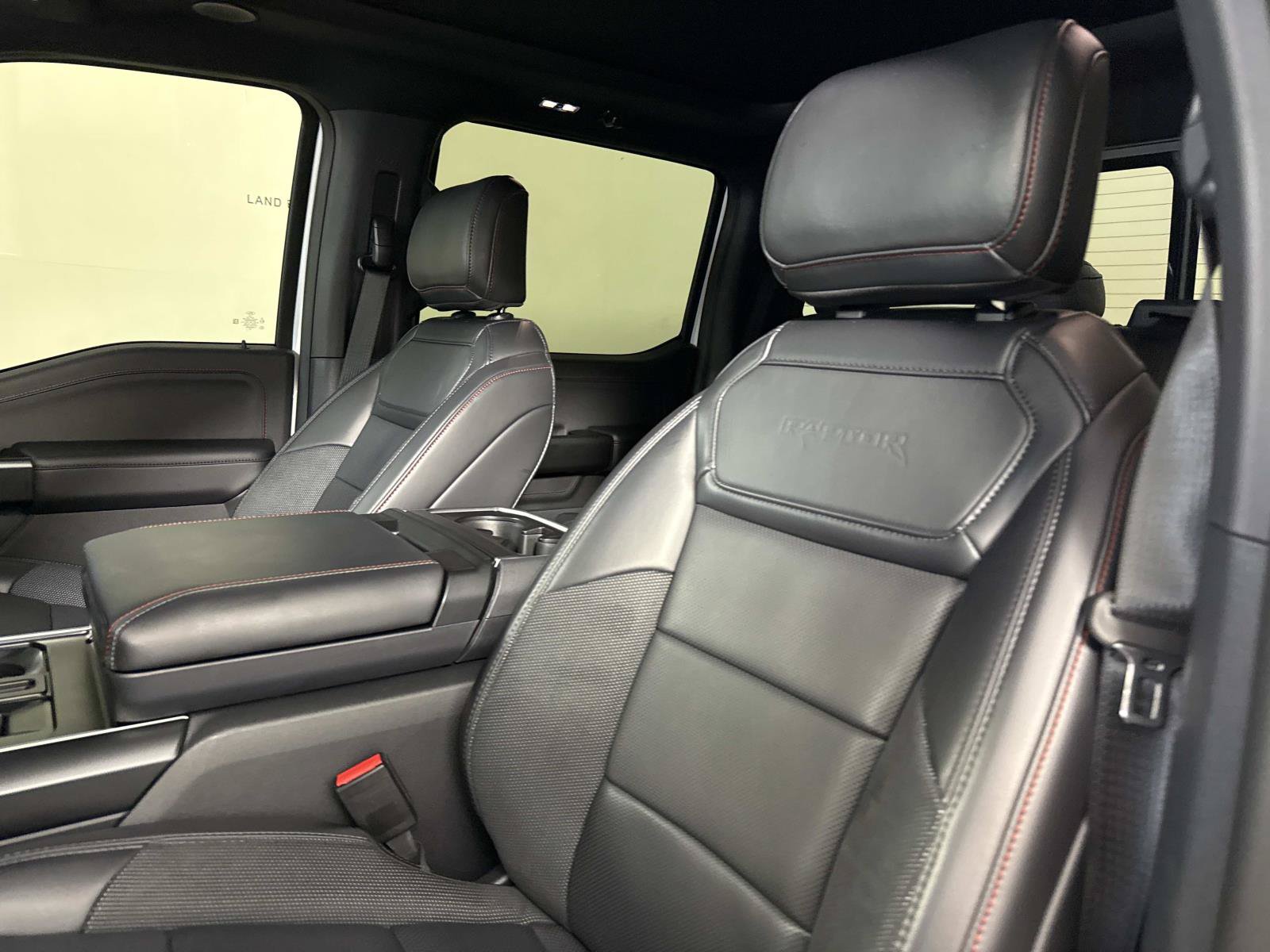 Used 2025 Ford F150 Raptor AWD/4WD image 18