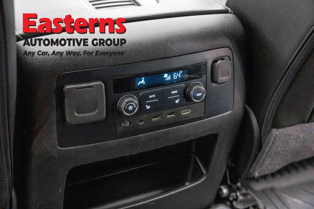 Used 2020 GMC Yukon Denali w/ Denali Ultimate Package AWD/4WD image 33