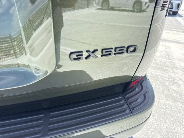 Certified 2025 Lexus GX 550 w/ Cold Area Package AWD/4WD image 26
