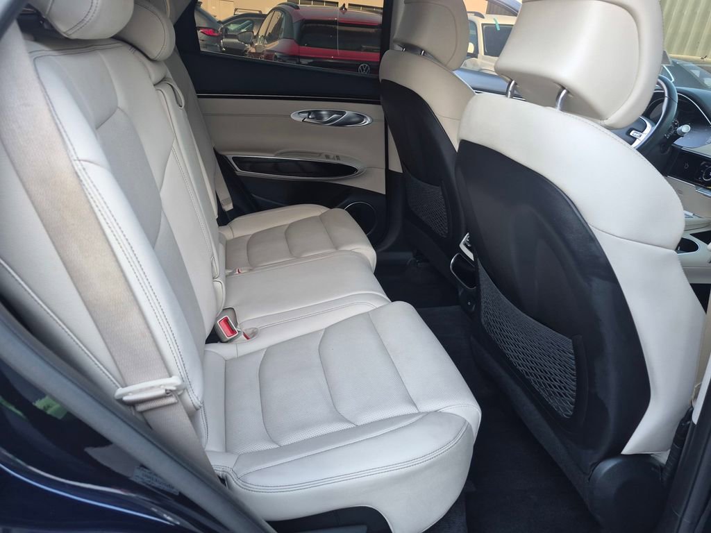 Used 2023 Genesis GV70 2.5T AWD/4WD image 27