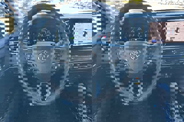 Certified 2025 Toyota Camry LE image 18