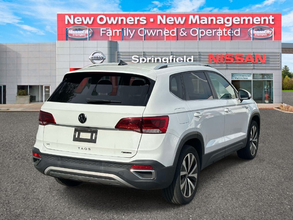 Used 2022 Volkswagen Taos SE AWD/4WD image 5
